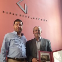 اهدای ضمانت نامه پروژه باز سازی منزل مسکونی جناب آقای مشتری دوست